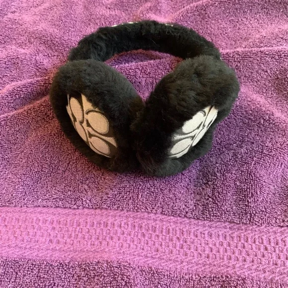 Coach Logo Black/Gray Ear Muffs - Picture 3 of 4